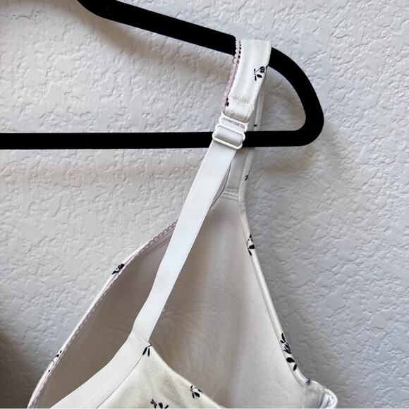 Cacique Bra Women's 42DDD Cream Black Floral Lightly Lined Full Coverage 4 Hook - Picture 9 of 13